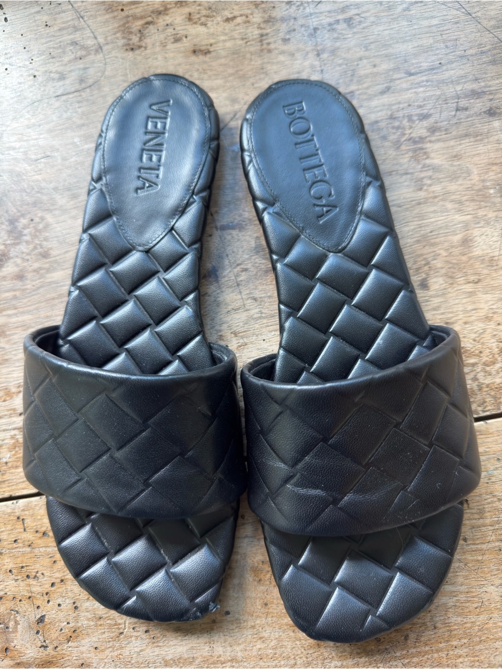Bottega Veneta AMY Black Padded Intrecciato Slide Sandals